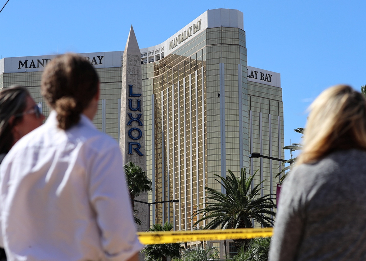 В Вегасе почтили память погибших у Mandalay Bay